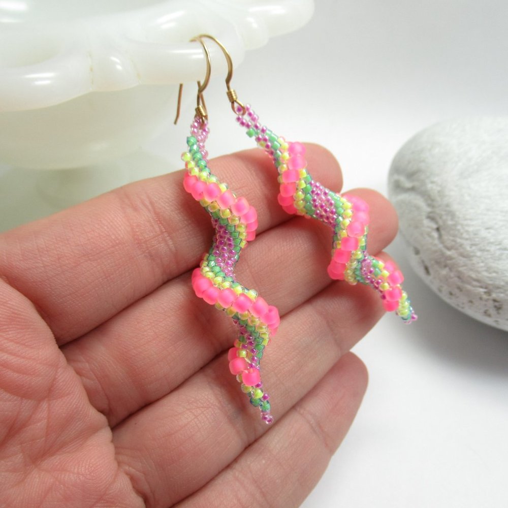 Hand Stitched Spiral earrings - Picture 9 of 10